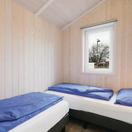 Abendrot 8 - Dorf 3 Priwall