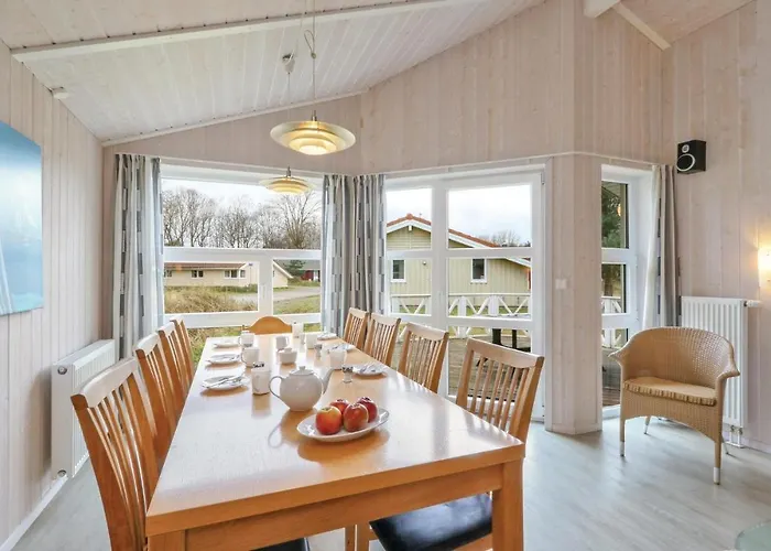 Abendrot 8 - Dorf 3 Priwall