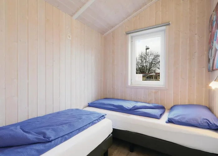 Abendrot 8 - Dorf 3 Priwall