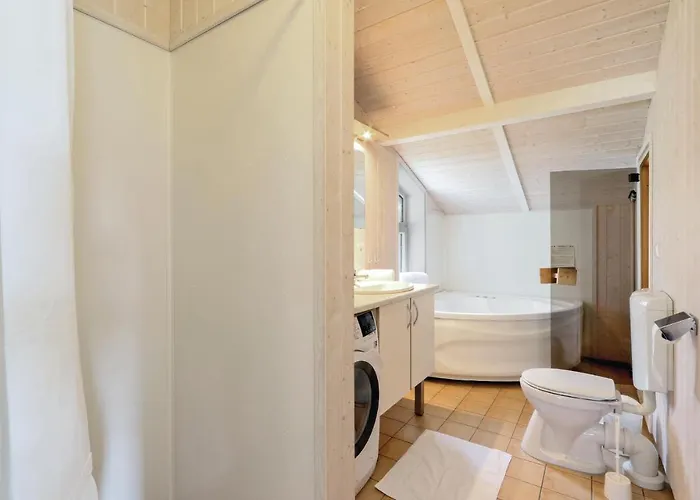 Abendrot 8 - Dorf 3 Priwall