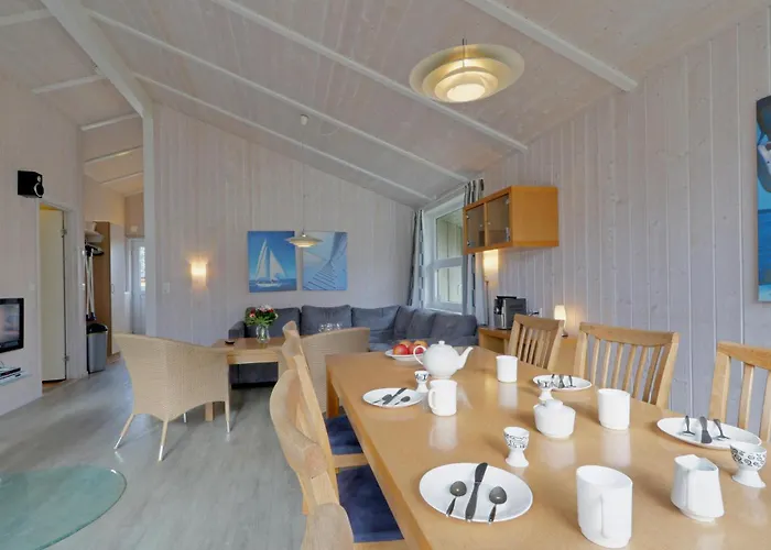 Abendrot 8 - Dorf 3 Feriehus